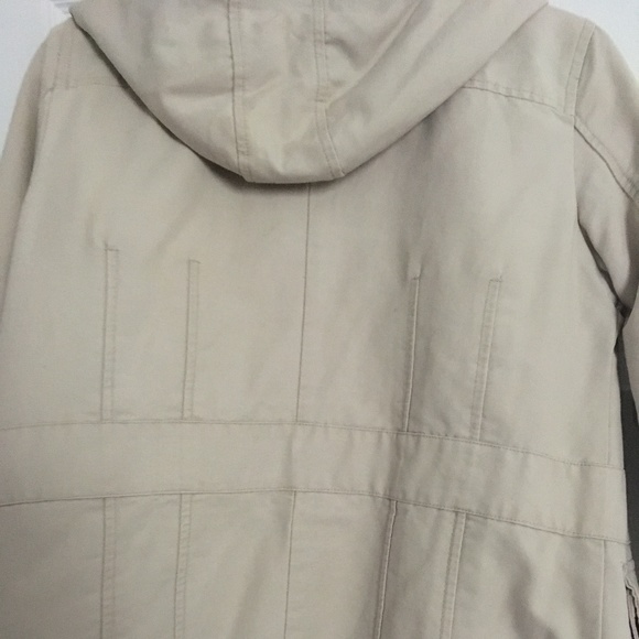 Coat - Picture 2 of 4